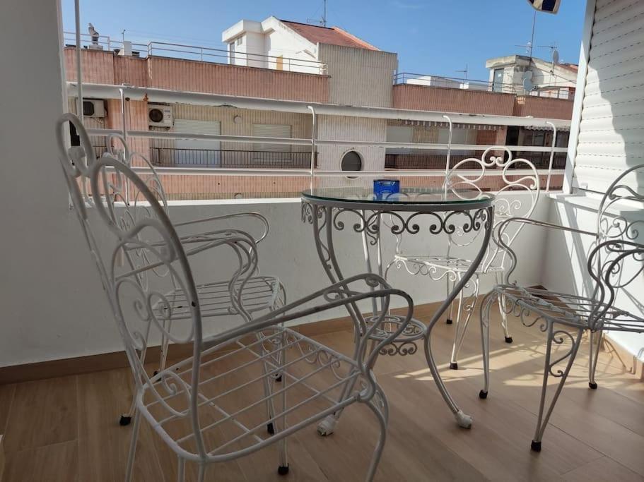 Acogedor Apartamento En La Playa Playa de Gandia Kültér fotó